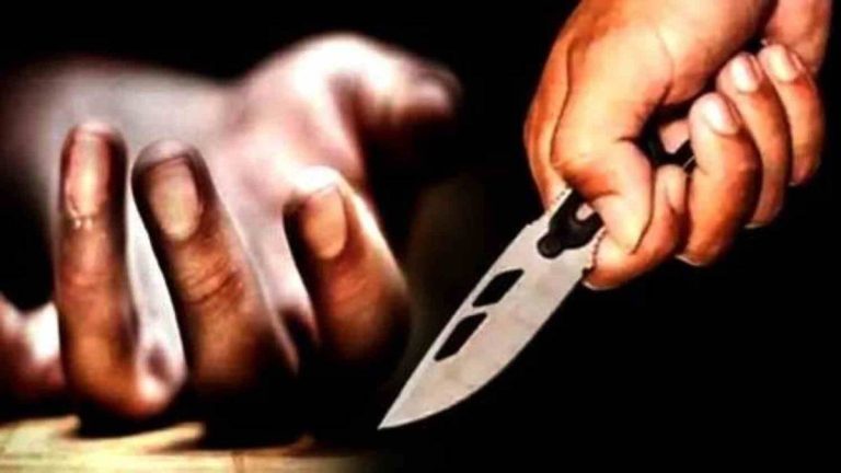 bilaspur-mopka-bypass-knife-loot-assistant-professor