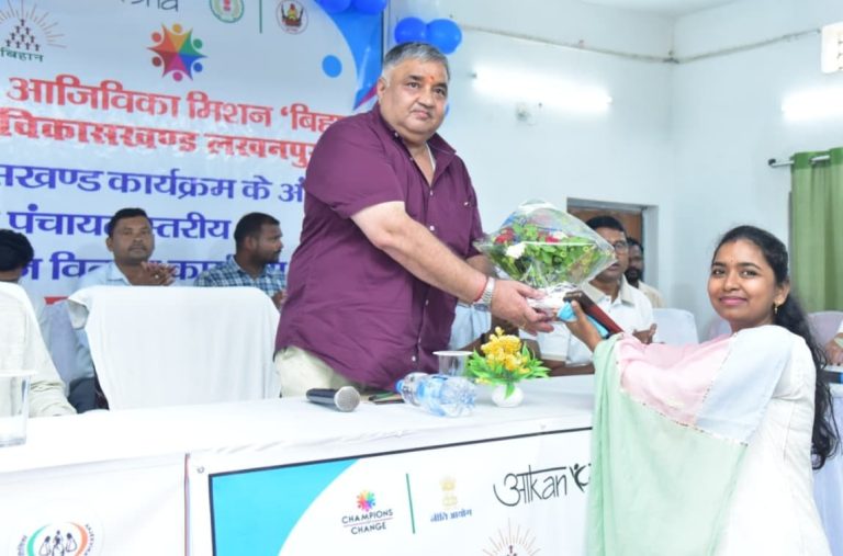 lakhanpur-fish-seed-distribution-rajesh-agrawal-bihan