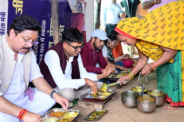 op-choudhary-amma-ki-rasoi-nava-raipur-desi-food