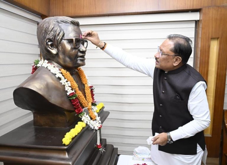 atal-bihari-vajpayee-punyatithi-cm-sai-tribute-raipur