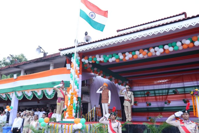 raigarh-80th-independence-day-2026-op-choudhary-flag-hoisting