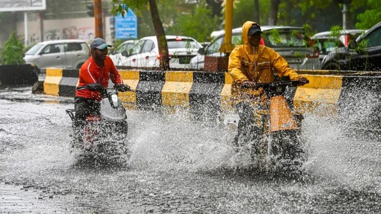 bilaspur-chhattisgarh-heavy-rain-yellow-alert-13-districts