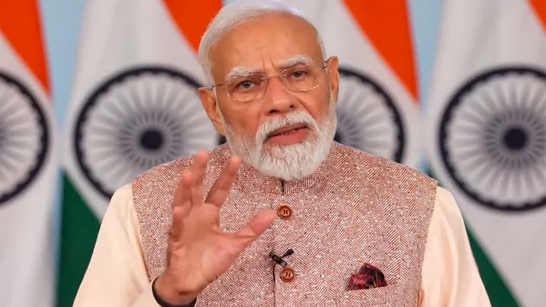 pm-modi-paris-swamininarayan-temple-india-france-relations