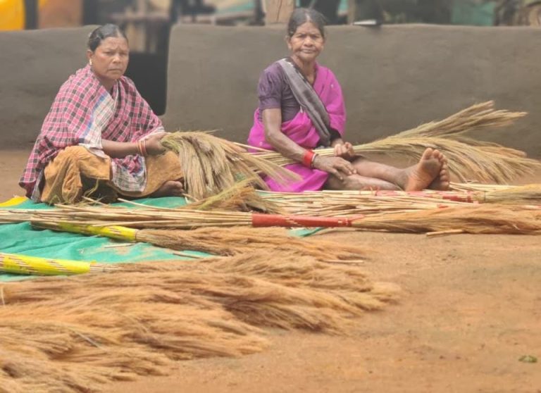 abujhmar-women-empowerment-37-lakh-circular-fund