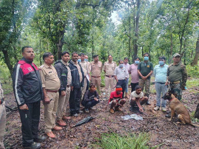 marwahi-dead-bear-nails-two-accused-arrested