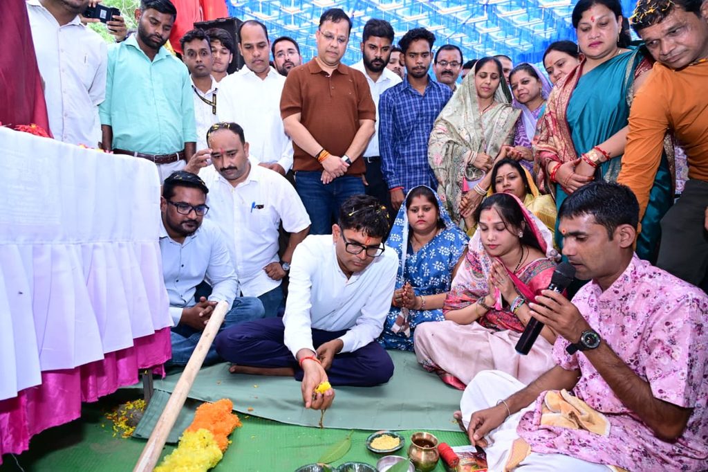 कोड़ातराई में PM श्री स्कूल भवन
