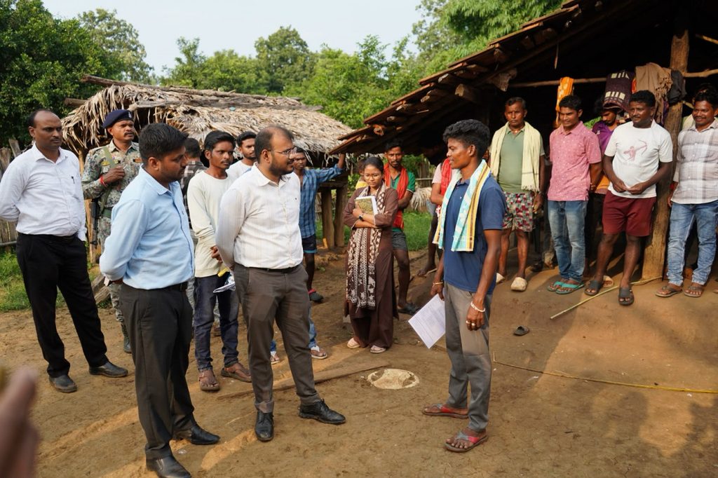 सुकमा मेटागुड़ा गांव में प्रशासन