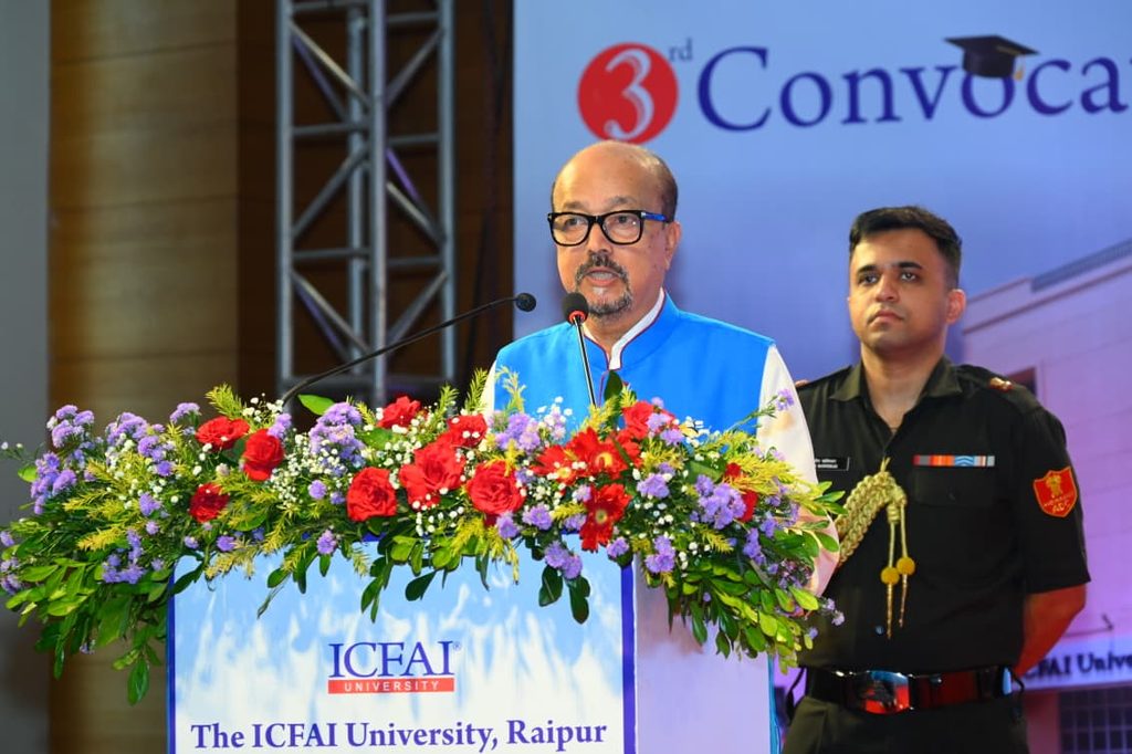 ICFAI विश्वविद्यालय दीक्षांत समारोह