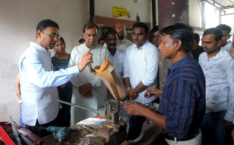 today-balodabazar-news-seva-sankalp-divyang-camp-bhatapara