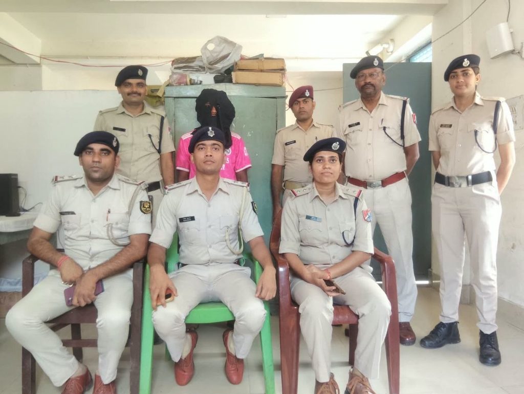 कटिहार रेलवे स्टेशन विदेशी नागरिक