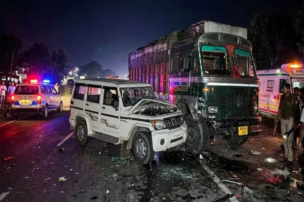 bhandara-nh53-road-accident-teej-nagpur-bolero