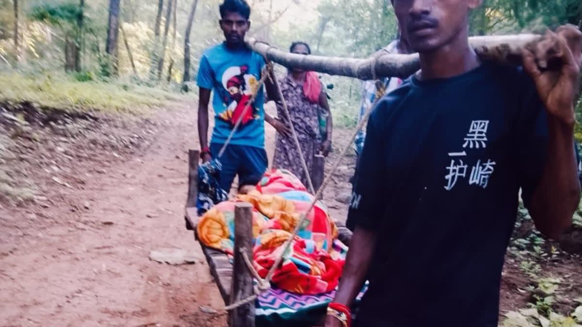 bijapur-bandepra-sadak-ambulance-health-problem