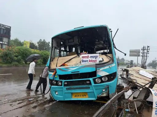 raipur-bus-accident-ring-road-tanker-collision